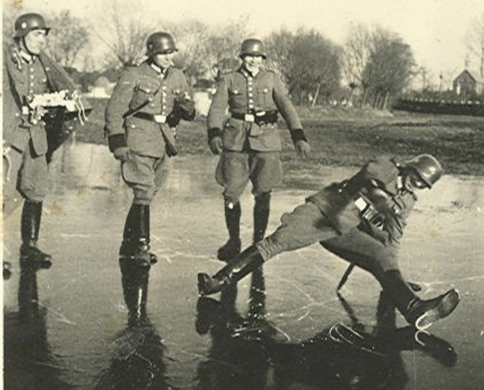 084BA60D 6303 477C 8A18 C5FF31ABB674