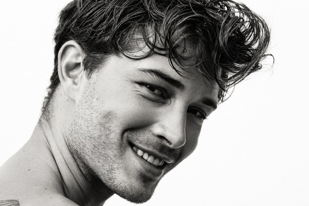 Victor Magazine Men 17