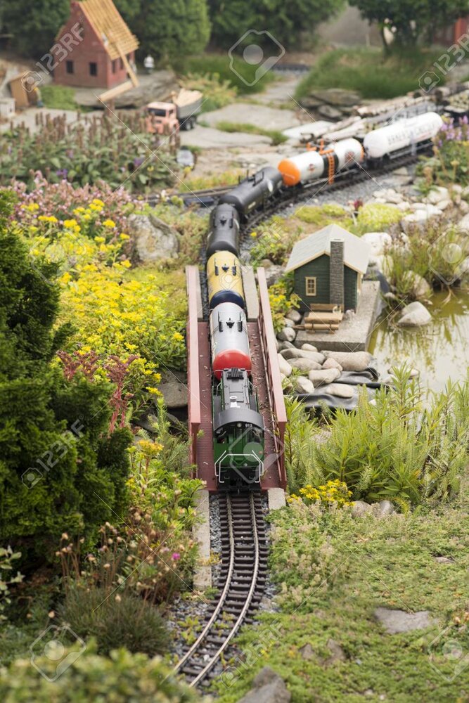 85633597 miniature train railway model set