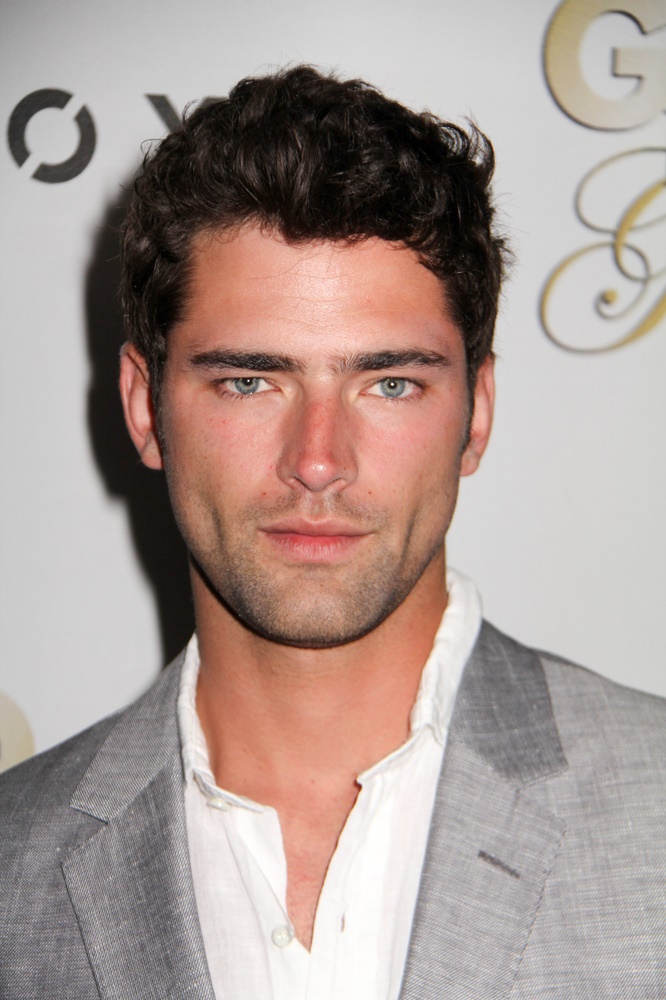 Sean OPry