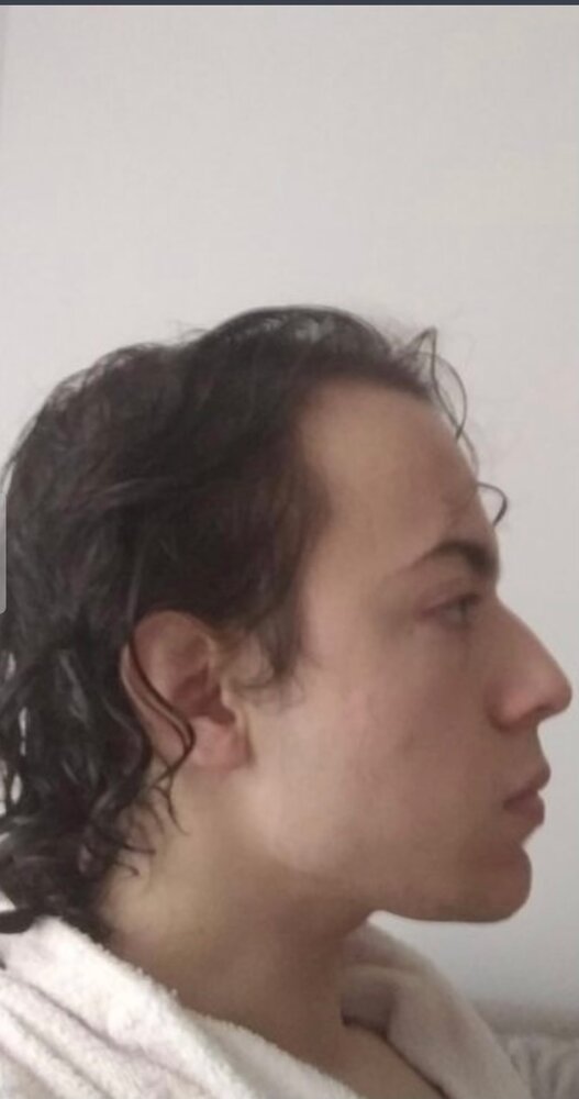 56957468 92C8 4C1F 926D 303E74709812