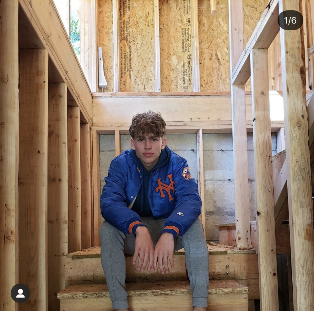 DB41AACD 364A 48FE AE95 E6C5A9CE5726