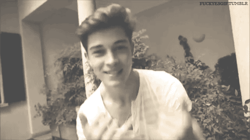 Tumblr mguc94x4oK1s3wblho1 500