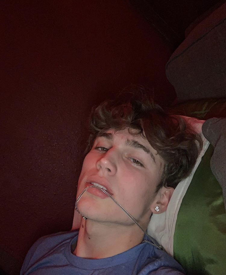 1606319735859