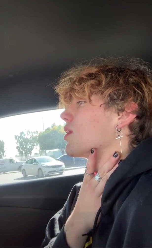 11FBB90B CC3C 4217 943E EE5FFA56686F