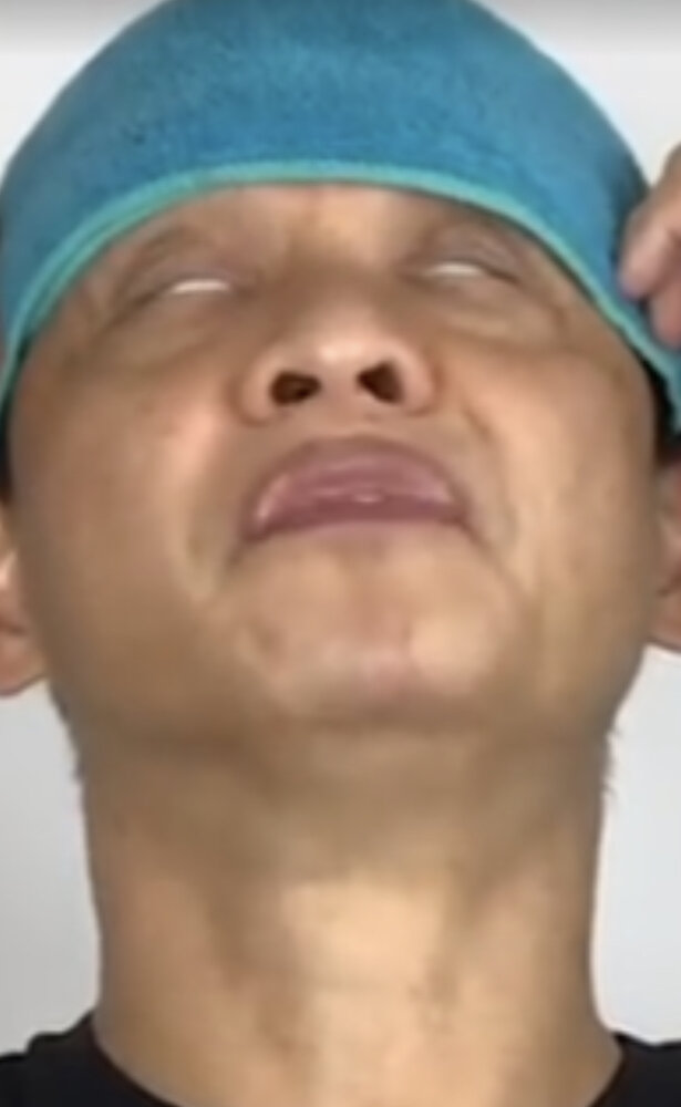 A086D934 14E9 440D A5E6 6E811C5B25EB