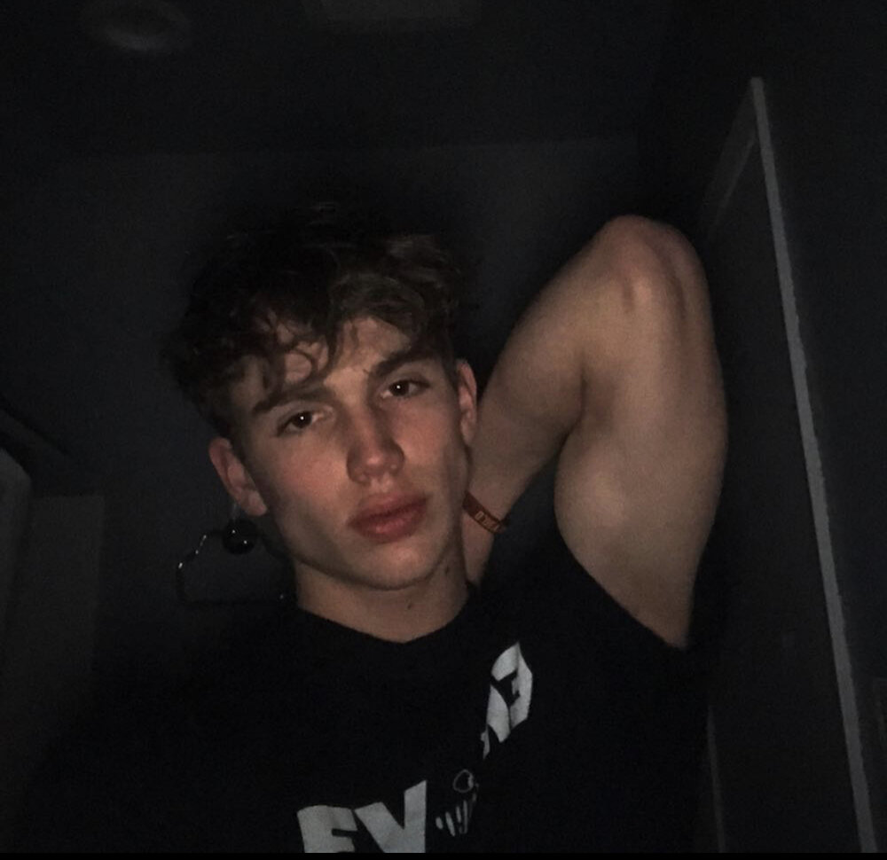 9E3EF186 E64E 441E B13E 61A5F6897803