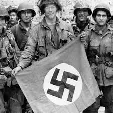 14 Photos Of US Vets Showing The Proper Way To Display A Nazi Flag - Task &  Purpose