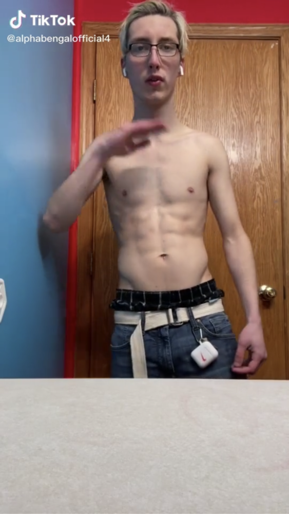 B8227DE4 227B 4910 907A 300A8647B557