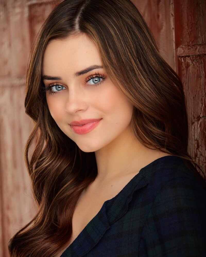 Nicolettelangley    BvX15tYgs3U    