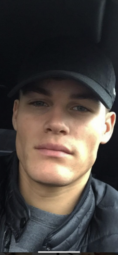 74498EF8 B171 4431 8E77 21C1AD8C96AD