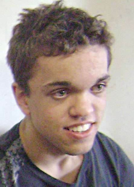 7ED3B5CB 2D70 4A86 97E7 3A0B675D2A53