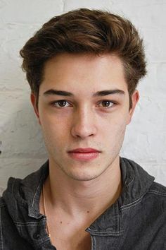 013e5110d12ea4f4f9aab055ce1dd92a  francisco lachowski model agency