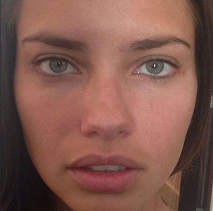 Adriana lima without makeup1