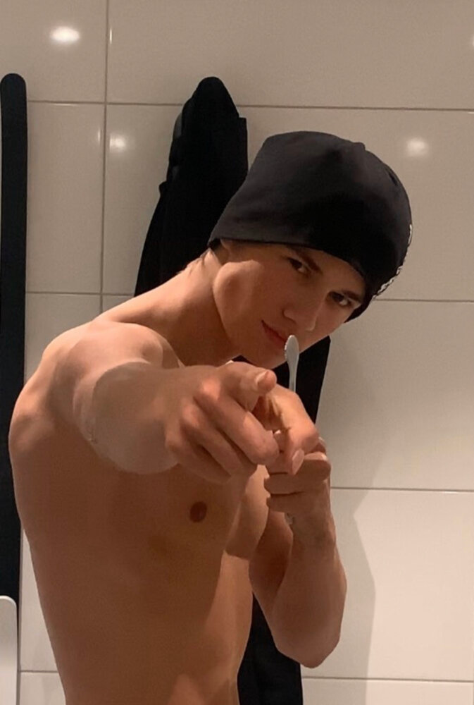 0091F35D D5A9 4DA1 8A90 E9885727A166