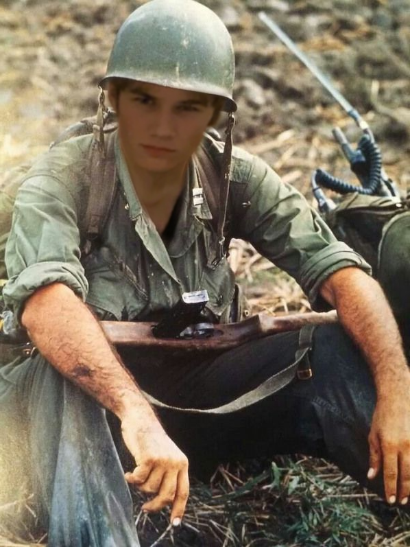 19D6B10D 7C22 4E18 8364 C8133E1E124F