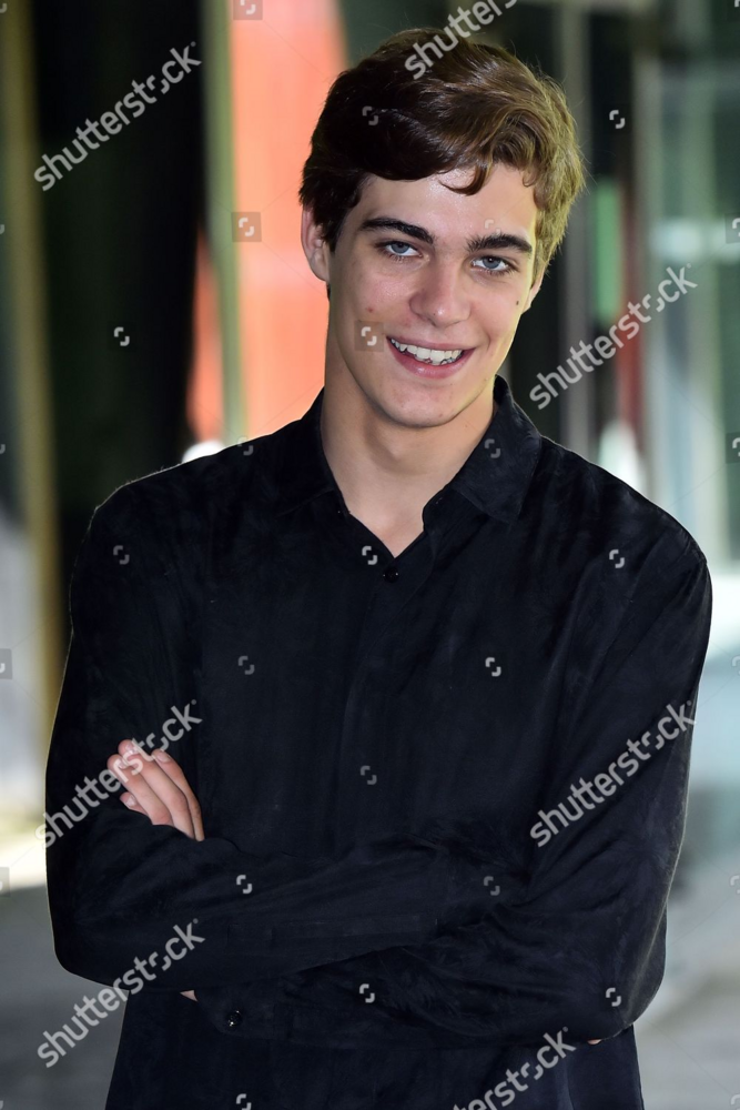 1607737670154