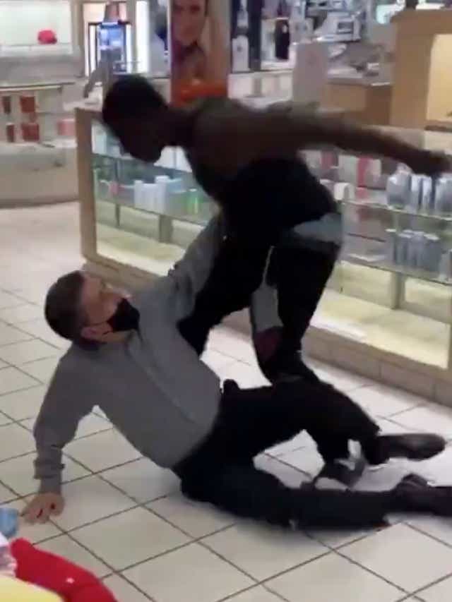 4BE858F8 027E 4501 A8F4 63F0595EA0A4