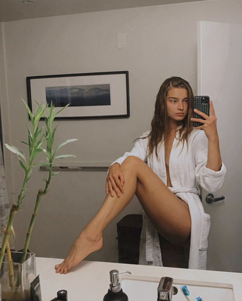 307322A2 0E53 4082 9407 D6543900C2AC