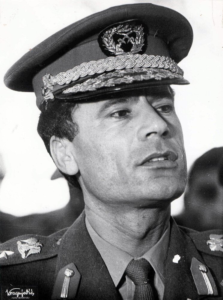 1200px Moamer el Gadafi cropped
