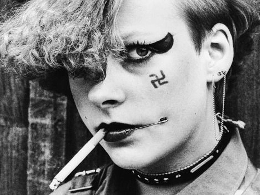 2swastika tattoo 1 1423582997