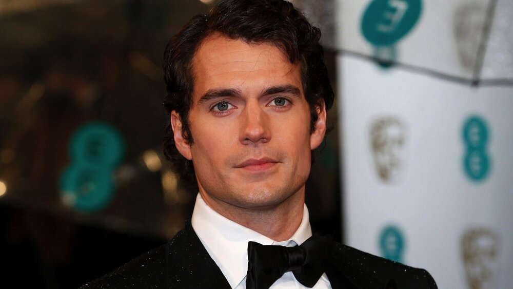 Henry Cavill min