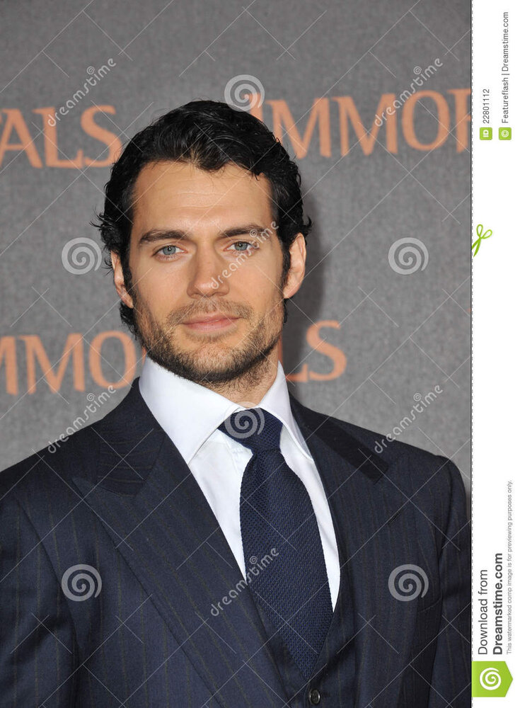 Henry cavill 22801112