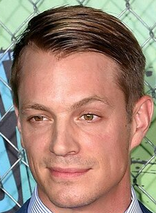 T joel kinnaman cara delevingne