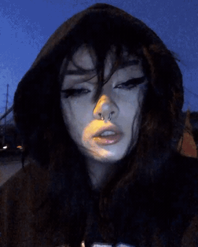 05C9D7F9 B582 40E4 B48C 98E872A0C182