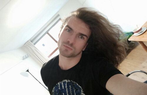 FD0933E3 0174 4D0F AD95 CAF452D1037F