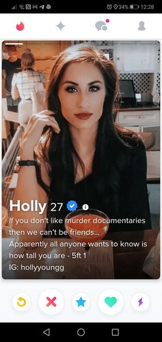 Screenshot_20201225_122800_com.tinder.jpg