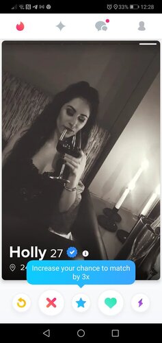 Screenshot_20201225_122854_com.tinder.jpg