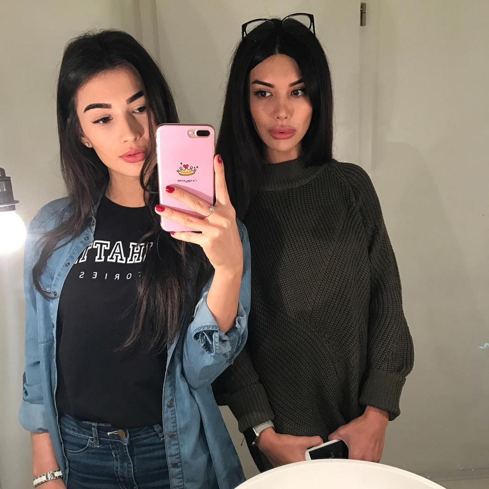 1610299048072