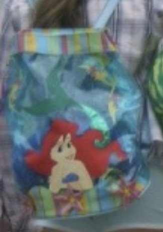 EF654200 B22B 4CA7 A92F D8BAE7B7AAB8