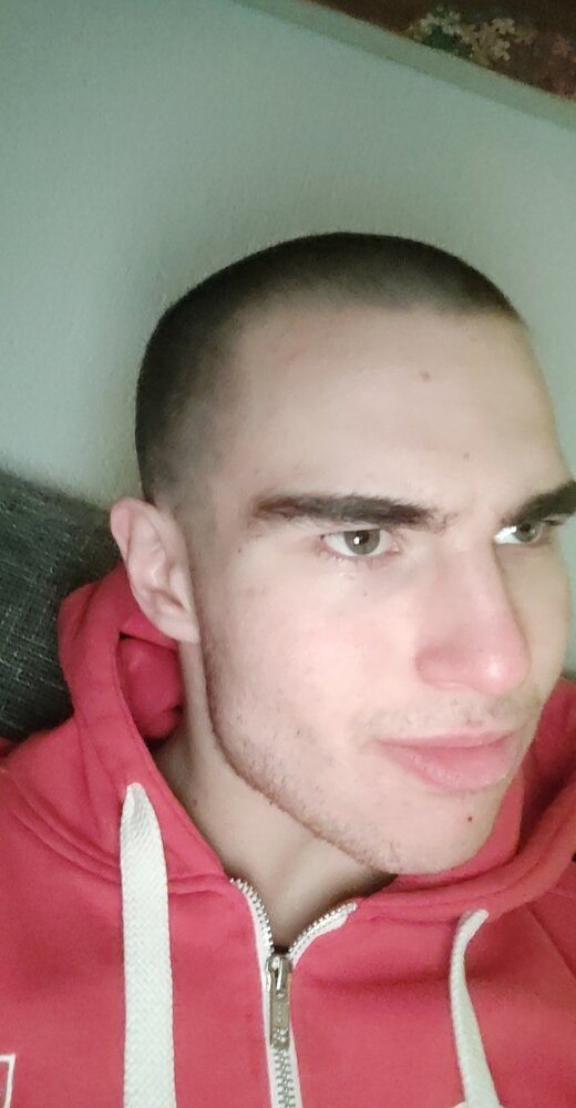Snapchat 1084436561