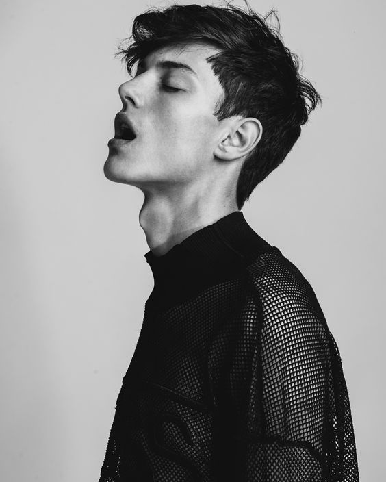 725AC3A7 1D61 42D6 8906 57A1CDFC0B7D