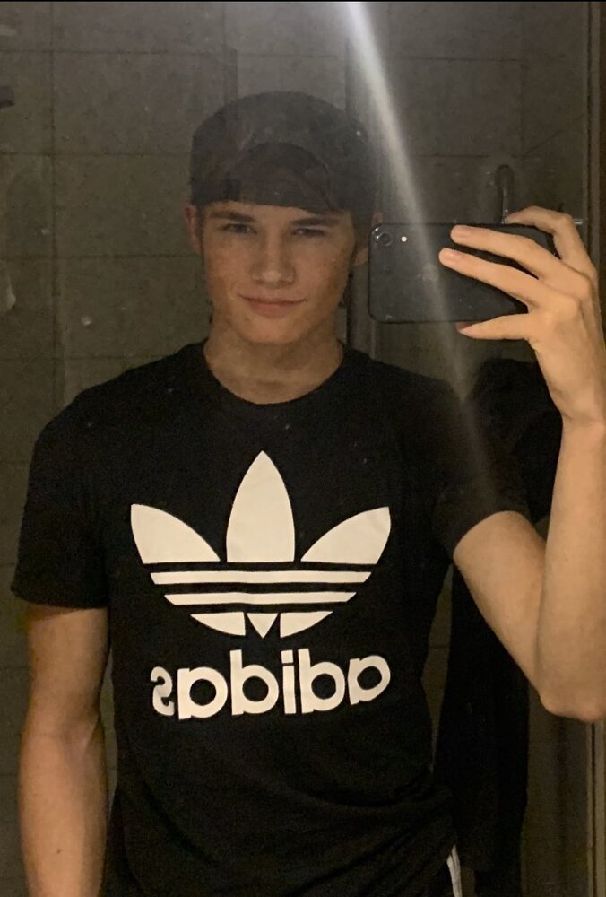 53BA9477 4B1A 480A AFF1 5EF34812C9A8