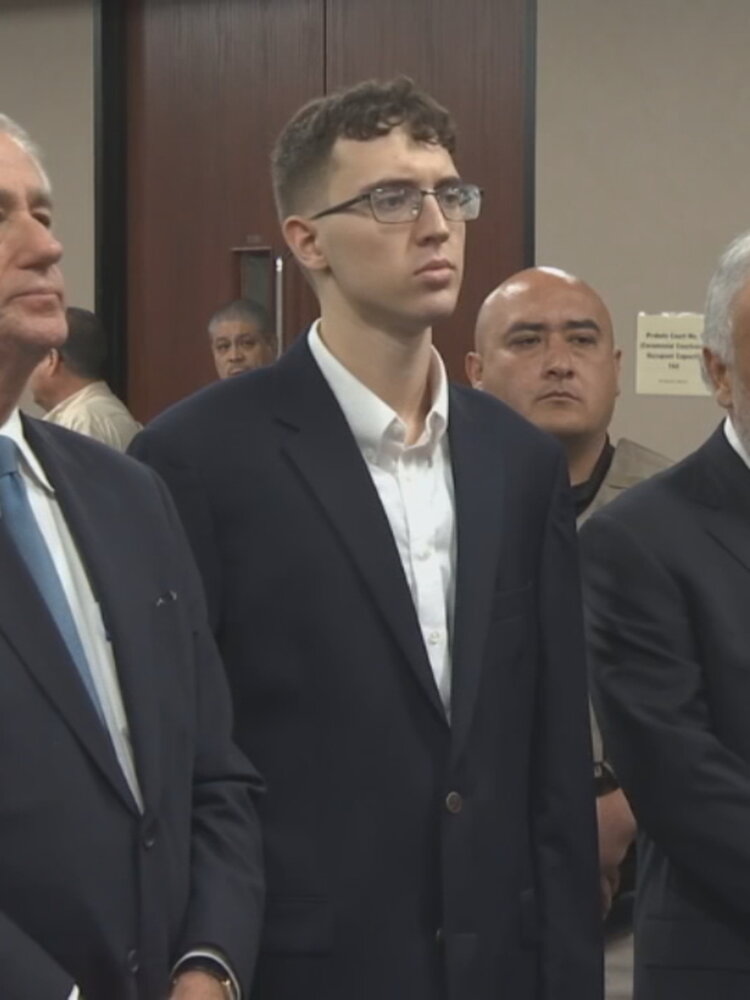 515d5bc0 5404 4057 afae a6dcece890a7 large3x4 PatrickCrusius1