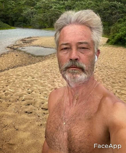 FaceApp 1610663141150