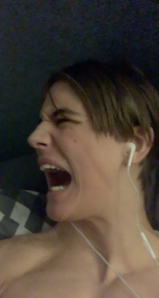 7551AB9F 1550 48B4 8CA6 217D7BC24A8E