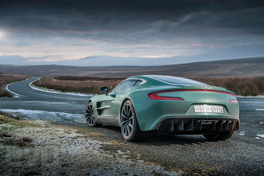 Aston Martin One77 6