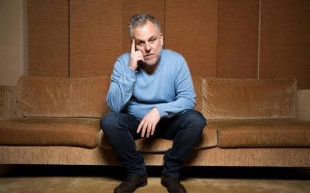 E2D2F9DC FFB5 434B 9335 C8B05BDA8D3D