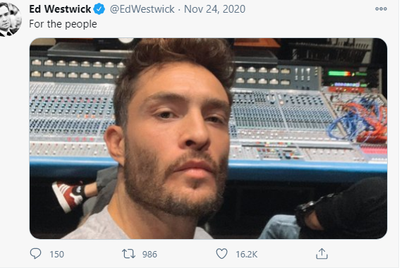 1611052799200