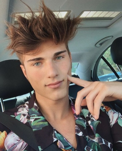 Tumblr f04c4ca41bfd2228ae26b27de7746efd 5a08824e 400