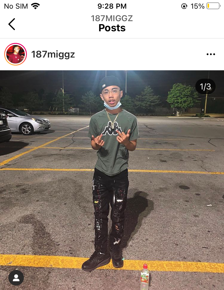 A9B82C99 6AFD 4959 B965 7ED79F87344D