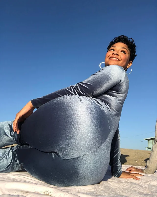 1611230826153