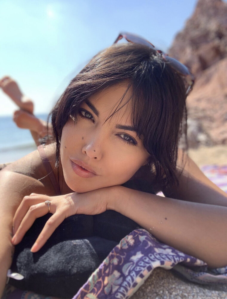 4D02439E D51C 4AA1 8222 0F119A7CCBE0