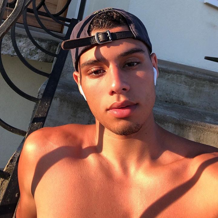 68747470733a2f2f73332e616d617a6f6e6177732e636f6d2f776174747061642d6d656469612d736572766963652