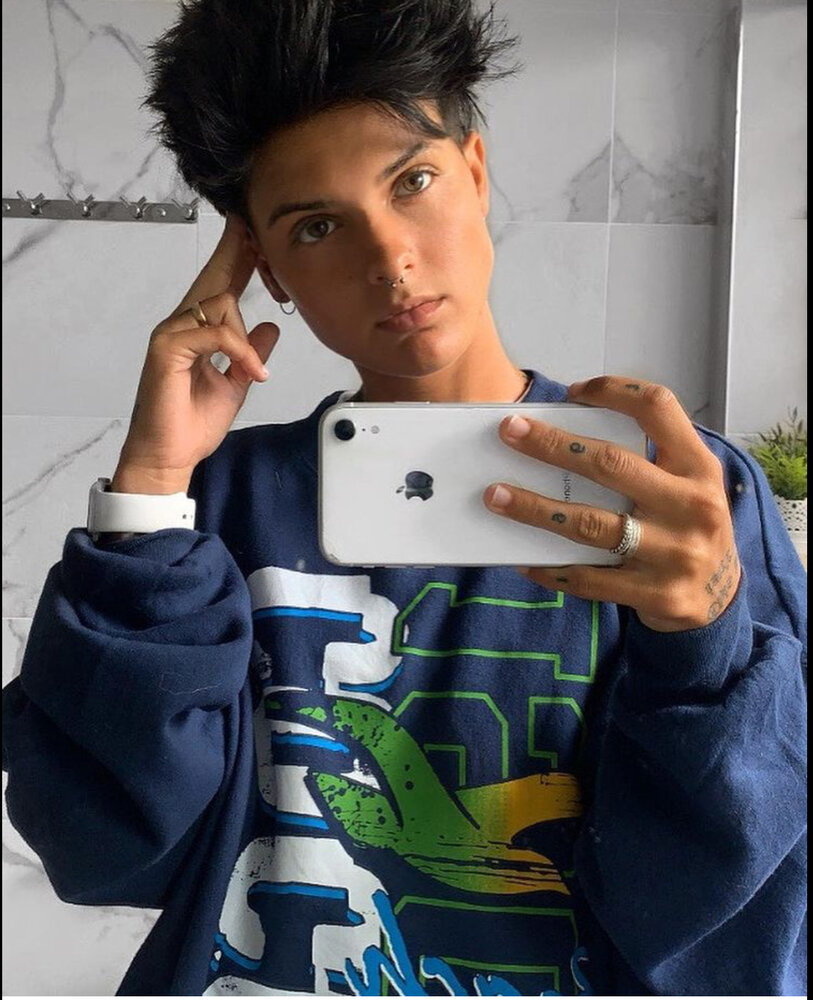 A83DC021 7AE5 4014 908C 9175E70C332E