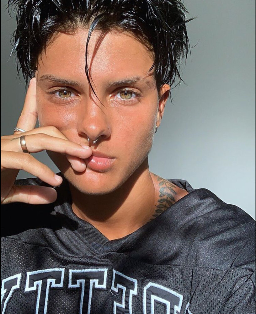 B155DE11 DDB5 4B28 BC9C A7A4A495933E